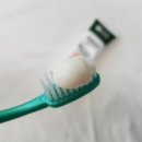 대학동-48 | 핀란드 친구가 알려준, '내려간 잇몸' 차오르게 한 방법 (+6개월 후기)