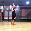 라인댄스 중급B 이미지