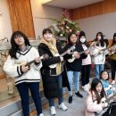 행복한 우쿨렐레 이미지