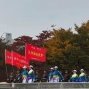 [샷!] 한강공원서 중국인들 군복 단체 행진?(종합) 이미지