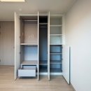 율하5로 | 경남 작은방 6자 붙박이장 디자인 친환경 E0등급으로 맞춤 가구 제작 후기 (거울 수납장, 오픈장)