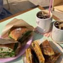 세움메디칼 | 김해 율하 브런치 카페, 샌드위치 맛집 윗하우스 장유점