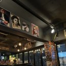 수월리상수월주차장 | [홍대 바&amp;펍 데스페라도] 홍대 합정 상수 필수 코스인 레트로 감성낭낭 바&amp;펍 추천