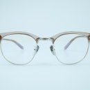 아웃오브프레임 이미지