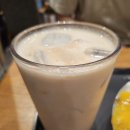 프롬하츠커피 대학로점 이미지