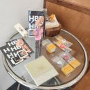 듀커피 | [고잔동 디저트 맛집] 디저트 천국 발견! 딸과 함께한 감성 가득 치즈케이크·휘낭시에 맛집 '듀오브던...