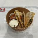 킵고잉짐 Keep Going GYM | [캐나다 워홀 epi 13] 아마존 주문하고 일도 하고 친구들도 만나던 1월 어느날들