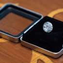 인도 총리, 미국 퍼스트레이디에 7.5캐럿 랩 그로운 다이아몬드 선물 이미지
