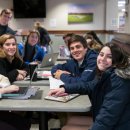 The Hill(더 힐) 이미지