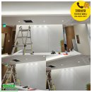 11260-2-1-43 | 김해 천장티비 설치｜한의원 메뉴보드 1단2열 시공 후기 (43인치 2대)