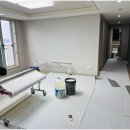 곰의집 | 강동구 도배업체 곰이반장 화이트톤 내돈내산 시공 후기 : 낡은 집의 화려한 변신