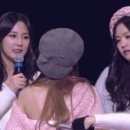 어제자 배틀트립 에이핑크 박초롱 매너다리.gif 이미지