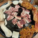 유장군 솥뚜껑 삼겹살 금촌점 | 이건먹어봐야해! 김치찌개가 죽여주는 금촌 &#34;유장군솥뚜껑삼겹살&#34;