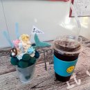동피랑사람들 | [통영] 동피랑 벽화마을 카페 &#39;동피랑와팡&#39; 감성 가득한 카페 솔직후기🍰