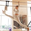 자세 개선 필라테스 A 이미지