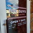 파이브소스(FIVE SAUCE) | 여주 아울렛에 드디어! 미국 3대 버거 &#39;파이브가이즈(Five Guys) 여주점&#39; 솔직 후기!🍔🍟