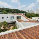 한국주택 앞 이미지