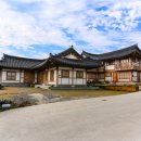 달을 품은 한옥 이미지