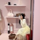 현대토탈패션 | 요즘 난리인 발레코어 스니커리나 & 로퍼! 레페토 더현대 서울 팝업에서 찾은 데일리 출근룩 코디