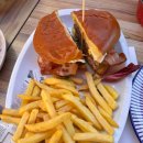 두진슈퍼 | [스페인 신혼여행기 1일차] 바르셀로나에 도착해서 맥주 한 잔 하기...! 엘트라프 공항버스 A1 타고...