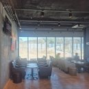 파란하늘1호발전소 | 영종도 오션뷰 카페 탐앤탐스 내돈내산 후기 넓은매장 착한가격 가성비 최고