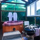 호수가에 펜션 이미지