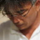 영화 속 삶의 의미 찾기 이미지