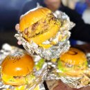 메가마켓 | 바콜로드 야시장 맛집 추천, 블랫 버거(Blat Burger) 메가월드 어퍼이스트 나이트마켓 후기