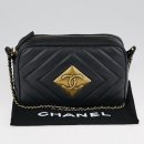 Chanel(샤넬) 블랙 램스킨 쉐브론 퀼팅 빈티지 금장 로고 피라미드 Pyramid 미니 체인 크로스백 이미지