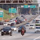 Motorists with fancy registration plates, running lights to face the music: RTD 이미지