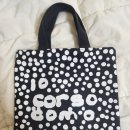 꼬모(COMO) | 꼬모 SMALL LOGO BAG 에코백 사용 후기. 착샷 O. 10 CORSO COMO 가방 추천. 사계절 활용가능한 블랙...