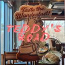 카페테디(CAFE Teddy) | 화성 대형 베이커리카페 브런치 데이트 추천 테디스로드 향남점 (분위기, 주차장 완벽)