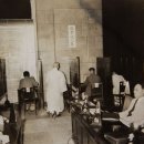 압도적 지지 받은 이승만 대통령도 국회에 발목 잡혔다 이미지