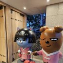 카카오프렌즈 앞 횡단보도 이미지