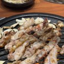 죽전네거리 맛집 찾는다면? 숯불향 가득한 닭구이와 집밥 같은 반찬이 매력적인 인화정
