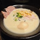 토모재팬 | 오사카 도톤보리 맛집｜치킨 파이탄 라멘 ‘멘와토모아레’ 후기