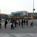 티월드 앞 이미지