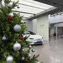 리볼트커피 | 무거운 양손은 덤, 헤이딜러 일일 산타를 소개합니다. 🎅🏻🎁