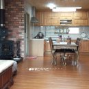 해송과 바다 이미지