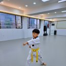 경희대 도복소리 태권도장 | 근처태권도| "힘들어요"라며 주저앉은 아이가 국가대표 경희대태권도장에서 다시 일어서기까지 걸린 1분