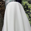 원단 392 아이보리 폴리에스터 모스크랩 원단 고정폭 140cm 이미지