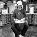 칼림바와 우쿨렐레 이미지