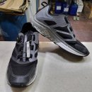 명품 청년 운동화 이미지