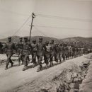 공지천 에티오피아 참전기념비 앞 | 에티오피아 황실 근위대 강뉴Kagnew)부대