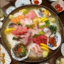 바다의 신선한 풍미와 활력이 넘치는 부산 맛집 5곳 이미지