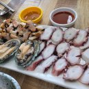 소라랑문어랑 | 우도해녀의집 신선한 문어라면 뿔소라죽 꼭 드세요