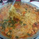 놀부부대찌개 이미지
