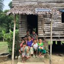 환경재단, 미얀마에 463기 태양광(독립형) 발전기 전달,양곤·바간 지역서 신성솔라와 태양광발전기 전달식,사용료 지불액 마을기금 모아 활용 이미지