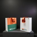 우아성형외과의원 | ✨ 압구정 베이드의원, 프리미엄 브랜드 아이덴티티의 완성! 🎁 1초 만에 시선을 사로잡는 쇼핑백! 베이드...