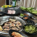 돈돼지구이전문점 이미지